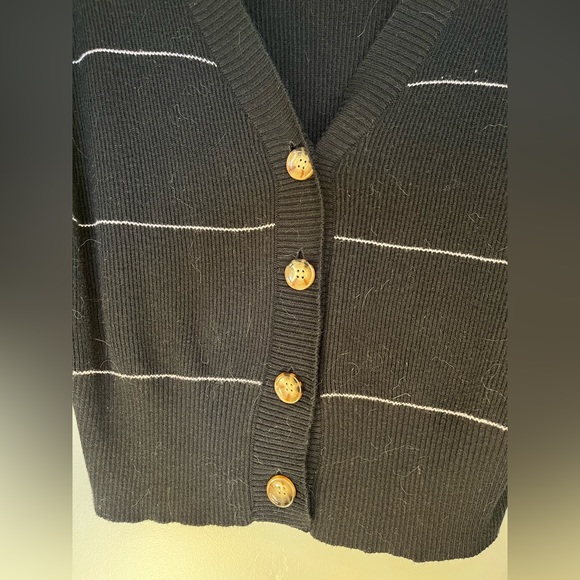 Orb Women’s Sweater - Picture 4 of 6